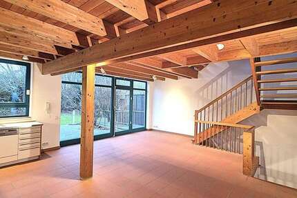 Haus Frankfurt am Main Sachsenhausen Süd - 5 Zimmer, 200 m&sup2;, 2.300&euro; | Angebot:26836760