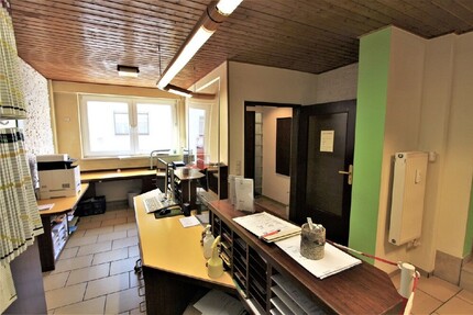 albero:) Arzt, Rechtsanwalt, Notar, Praxis etc. 8 zimmer