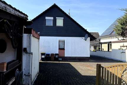 Haus Rüsselsheim - 6 Zimmer, 150 m&sup2;, 418.000&euro; | Angebot:26850999