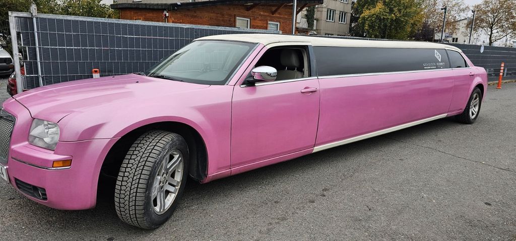 Chrysler 300C 130.500 km 17.900 &euro; Langen 63225