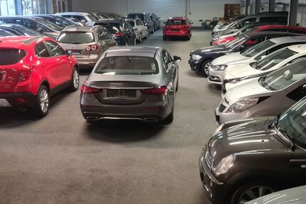 Peugeot 208 79.990 km 5.500 &euro; Rüsselsheim 65428