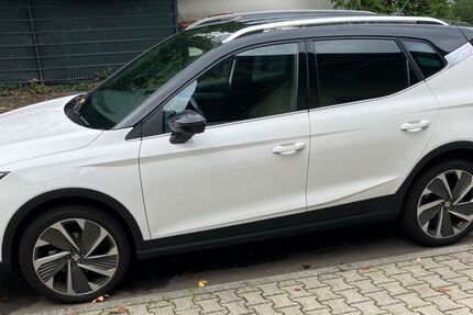 Seat Arona 10.000 km 23.900 € Frankfurt 60323