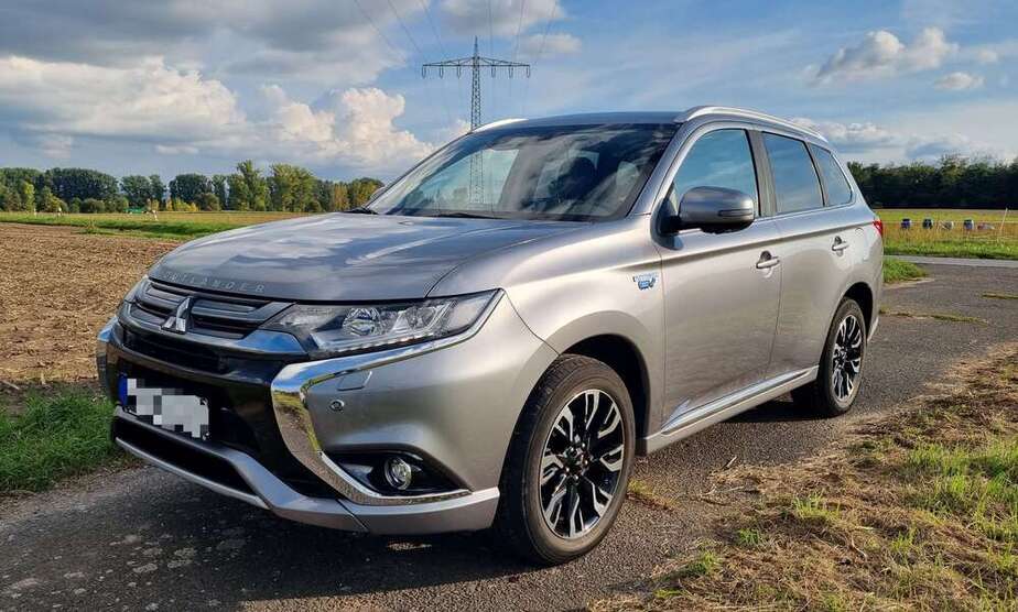 Mitsubishi Outlander 111.000 km 14.900 € Groß-Umstadt 64823