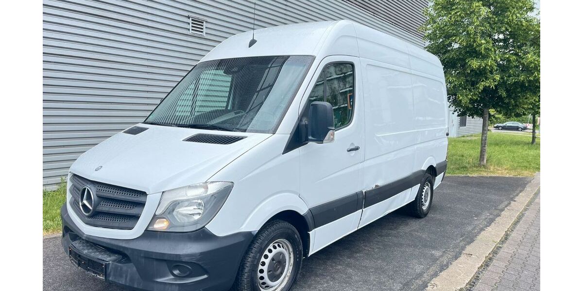 Mercedes-Benz Sprinter 176.000 km 11.290 &euro; Frankfurt am Main 65933