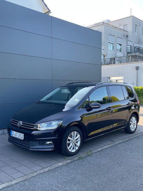 VW Touran 92.000 km 17.200 € Weiterstadt 64331