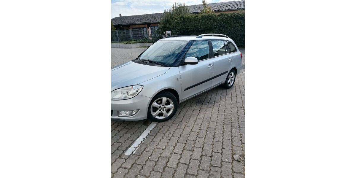 Skoda Fabia 245.000 km 2.999 &euro; Frankfurt 60326