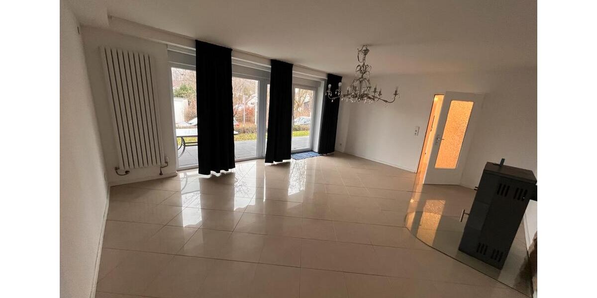 Helle 3-Zimmer Erdgeschosswohnung mit Kamin, Garten & Terrasse 3 zimmer