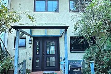 Haus zum Mieten in Frankfurt 2.500 € 130 m² 5 zimmer