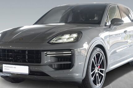 Porsche Cayenne 27.400 km 157.690 € Frankfurt 60314