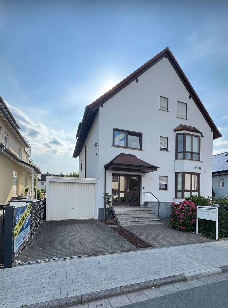 Haus zum Kaufen in Dietzenbach 980.000 € 279.68 m²