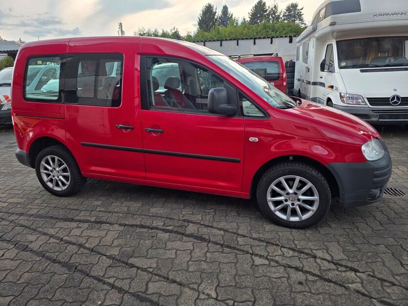 VW Caddy 240.466 km 5.300 € Stockstadt 63811