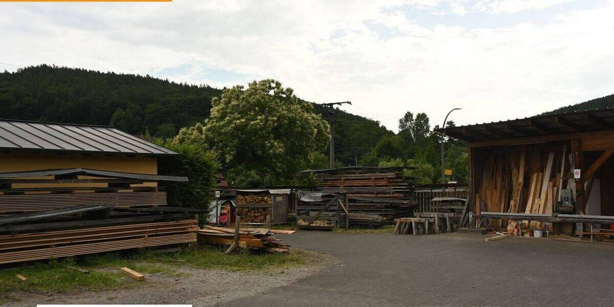 Für Investoren zur Bebauung ( Gewerbe Wohnen ) zimmer