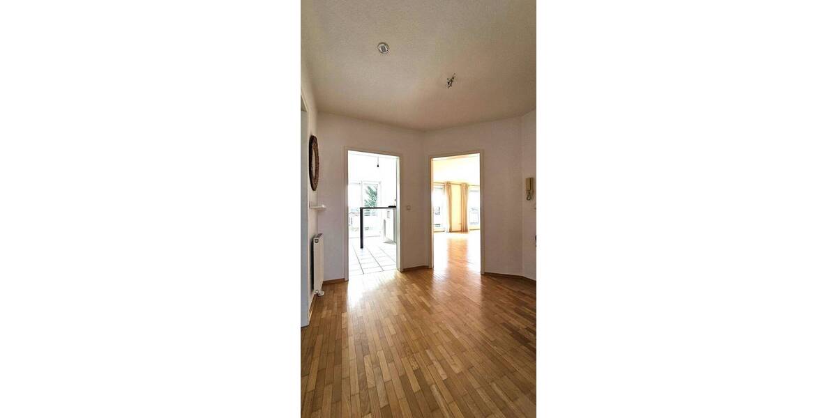 Etagenwohnung Rüsselsheim am Main Königstädten - 3 Zimmer, 125 m&sup2;, 1.250&euro; | Angebot:26155384
