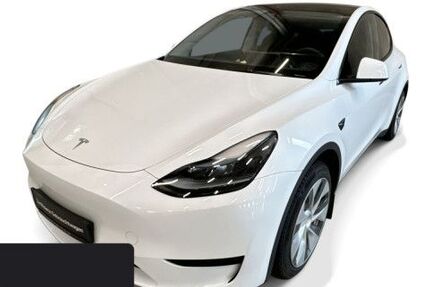 Tesla Model Y 42.848 km 30.100 &euro; Hanau 63457