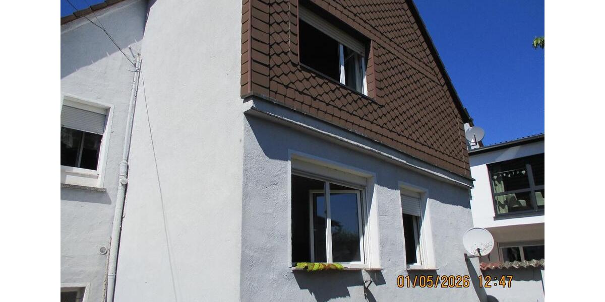 Mehrfamilienhaus, Wohnhaus Hanau Groß-Steinheim - 8 Zimmer, 140 m&sup2;, 340.000&euro; | Angebot:26396432
