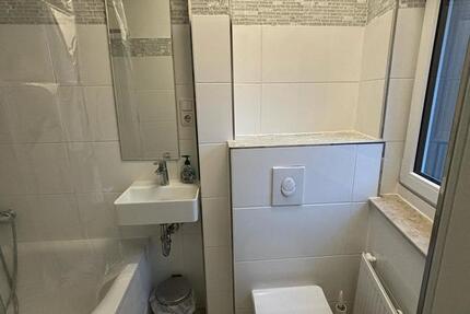 Wohnung Frankfurt am Main Sachsenhausen - 3 Zimmer, 80 m&sup2;, 1.400&euro; | Angebot:25830854