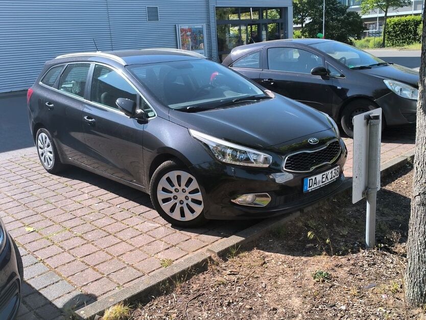 Kia ceed Sportswagon 194.350 km 6.700 € Darmstadt 64287