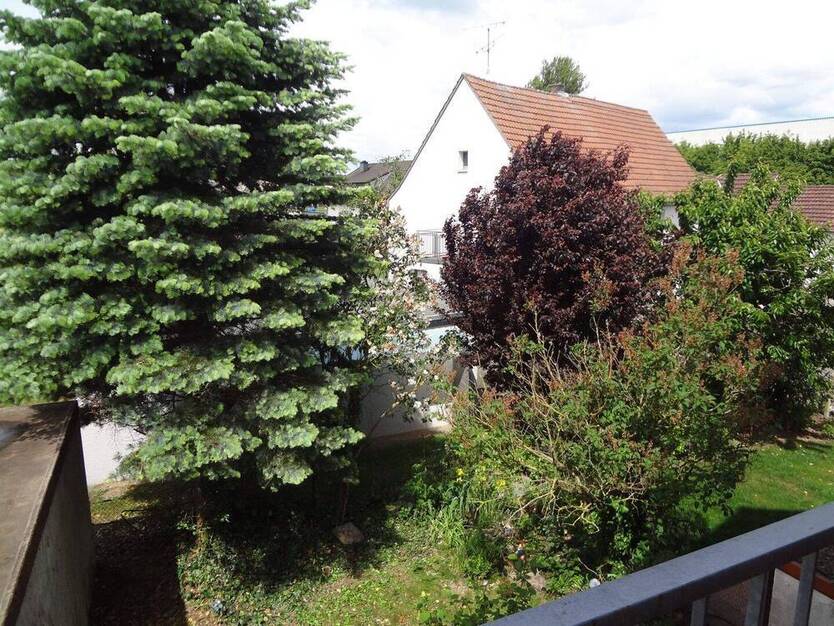 *****Attraktive Doppelhaushälfte mit durchdachtem Grundriss