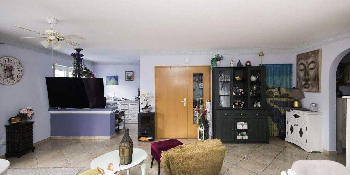 Etagenwohnung Aschaffenburg / Damm Damm - 3 Zimmer, 105 m&sup2;, 369.000&euro; | Angebot:25279032