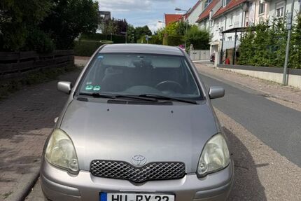 Toyota Yaris 212.180 km 1.999 &euro; Frankfurt 60388