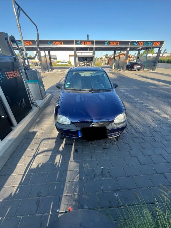 Opel Corsa 83.381 km 1.200 € Nidderau 61130