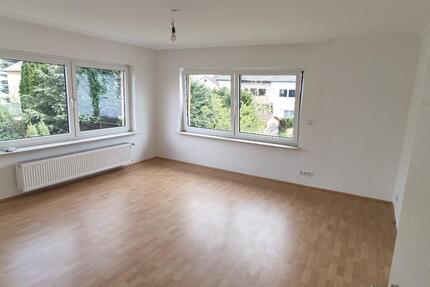 4-Zimmer-Wohnung (90 m²) im 1. OG eines 3-Familienhauses – ruhige 4 zimmer