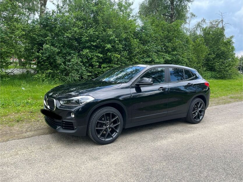 BMW X2 89.000 km 17.900 € Schmitten 61389