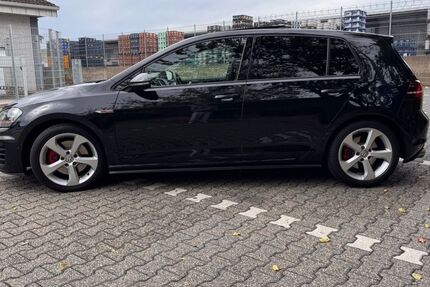 VW Golf 110.200 km 17.990 &euro; Rüsselsheim am Main 65428