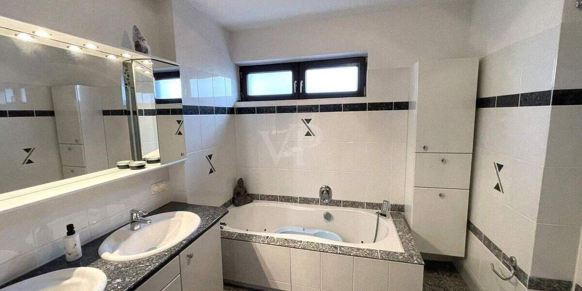 Modernes Reihenendhaus mit viel Platz und eingewachsenem Sonnengarten für viel Privatsphäre 5 zimmer