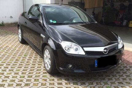 Opel Tigra 102.167 km 2.390 &euro; Babenhausen 64832