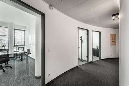Büro in Bad Homburg v. d. Höhe 770 € 21 m²