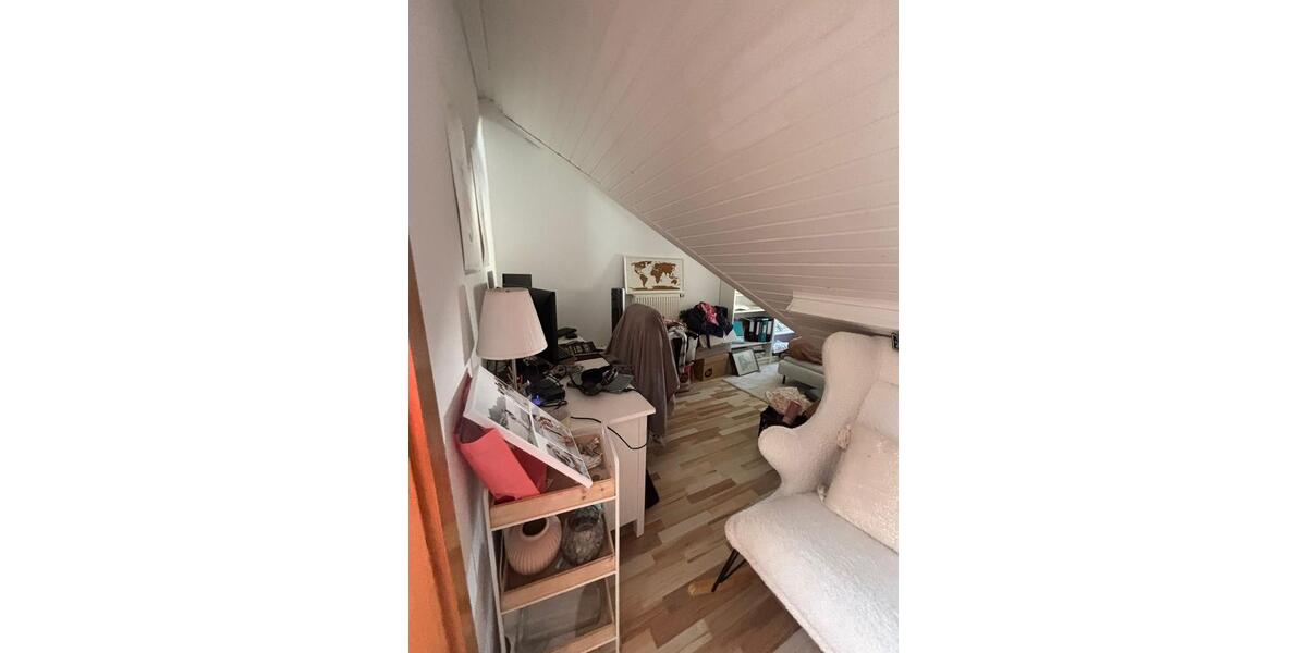 Etagenwohnung Offenbach am Main Bürgel - 4 Zimmer, 95 m&sup2;, 900&euro; | Angebot:26246958