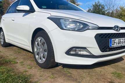 Hyundai i20 93.500 km 7.000 &euro; Rodgau - Weiskirchen 63110