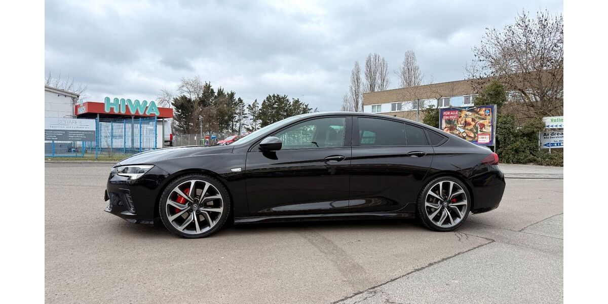 Opel Insignia 84.877 km 24.950 &euro; Raunheim 65479