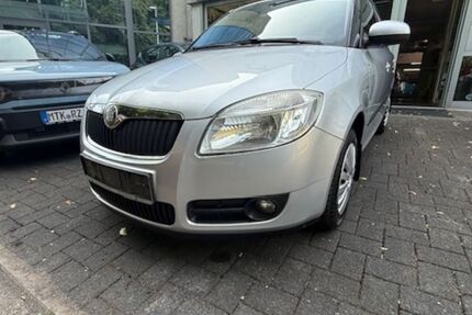 Skoda Fabia 167.707 km 2.445 € Schwalbach/Taunus 65824