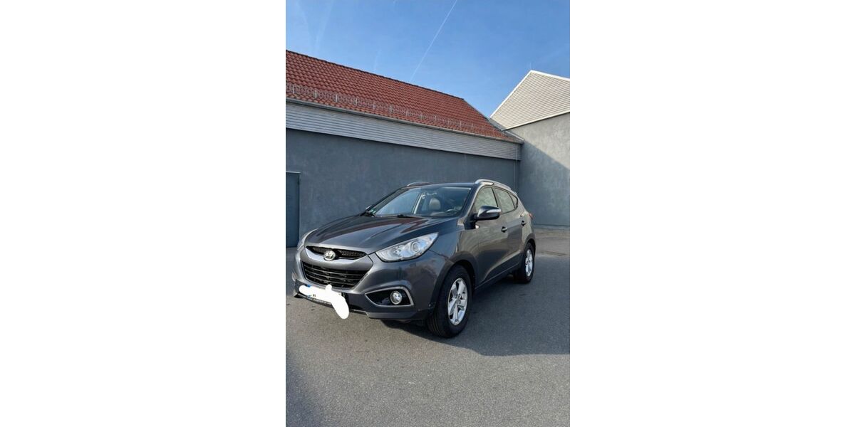 Hyundai ix35 302.000 km 4.200 &euro; Neu Anspach 61267