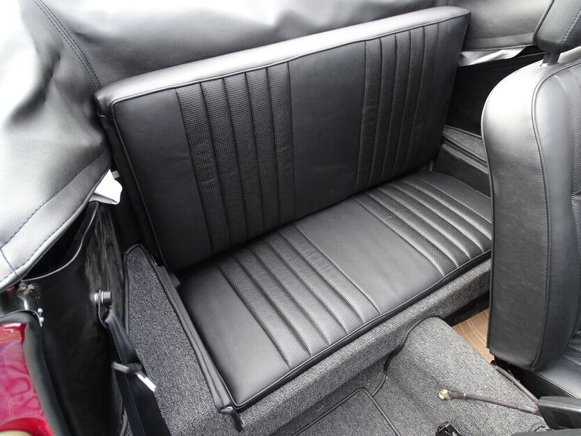 Karmann Ghia Cabrio vollständig restauriert