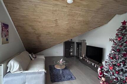 Dachgeschosswohnung in Mainaschaff zu vermieten! Sofort verfügbar 2 zimmer