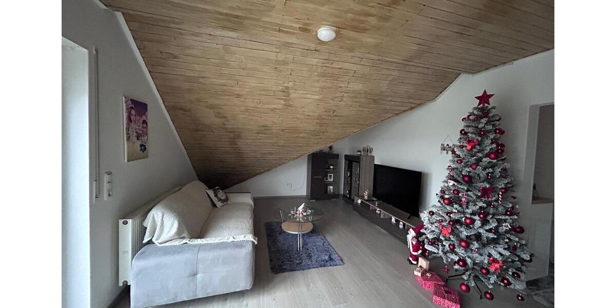 Dachgeschosswohnung in Mainaschaff zu vermieten! Sofort verfügbar 2 zimmer