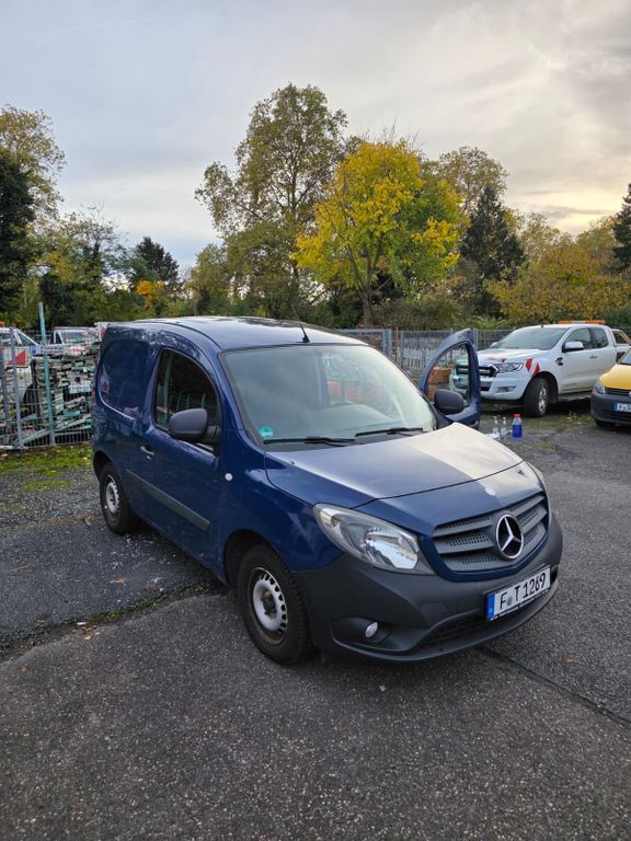 Mercedes-Benz Citan 175.100 km 5.600 € Frankfurt am Main 60599