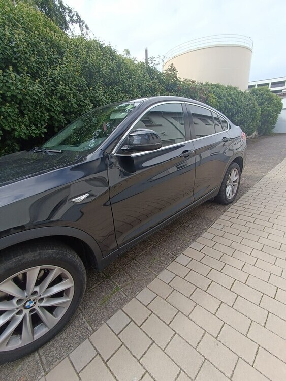 BMW X4 228.000 km 15.000 € Neu-Isenburg 63263