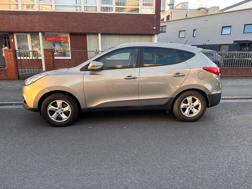 Hyundai ix35 147.729 km 7.200 € Friedrichsdorf 61381