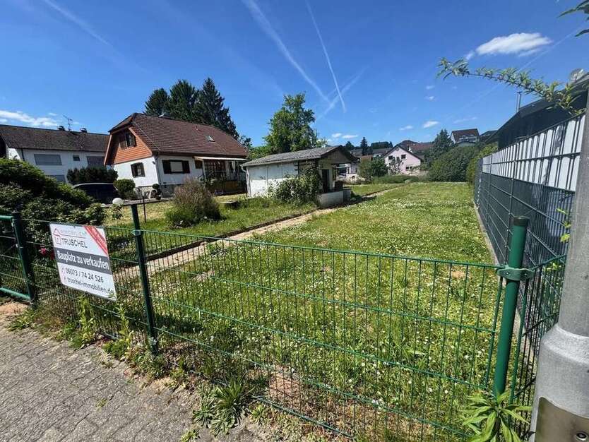 Grundstück zu verkaufen in Schaafheim 262.500 € 750 m²
