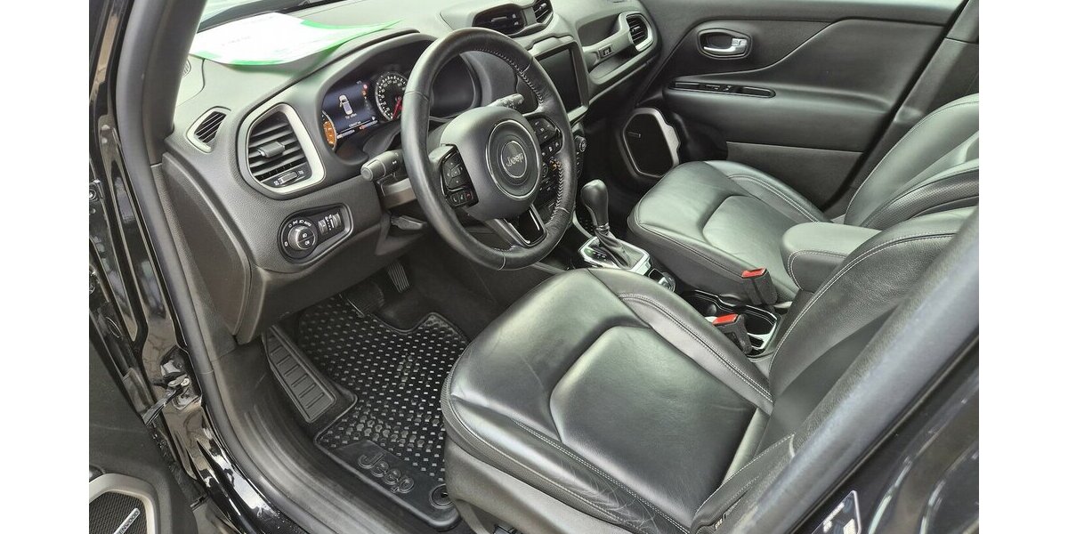 Hyundai i30 YES! Plus Navigation, Panoramadach, LED, Sport 89.202 km 12.890 &euro; Rodgau 63110