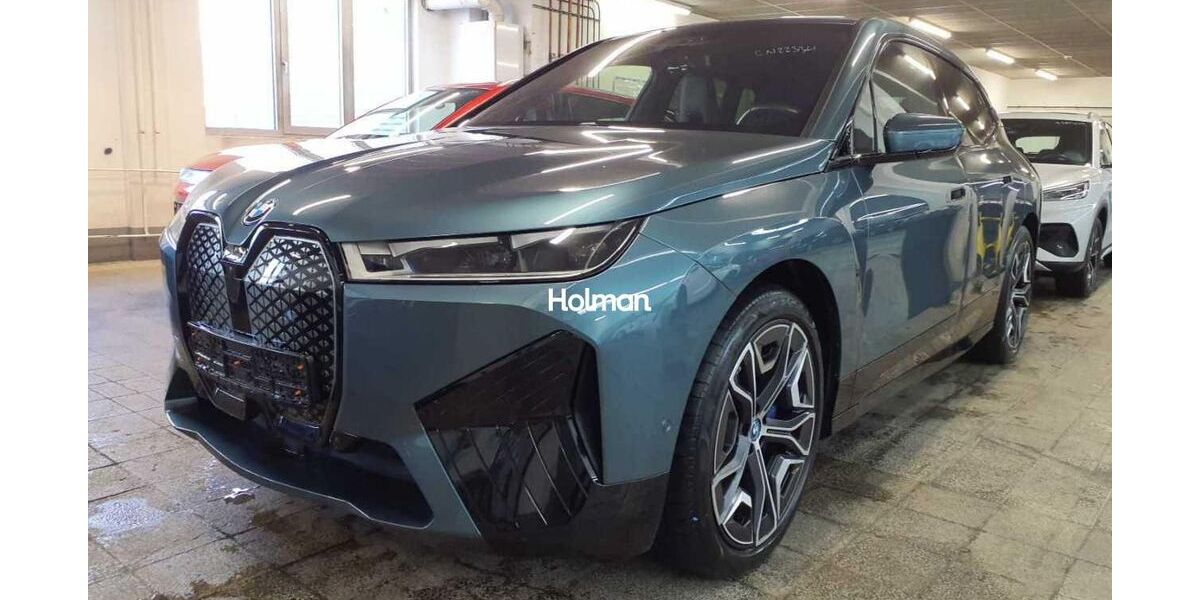 BMW iX 25.687 km 46.159 &euro; Eschborn 65760