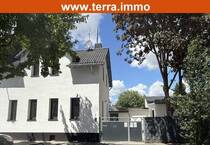 Einfamilienhaus mit 3 separaten Apartments, top modernisiert!