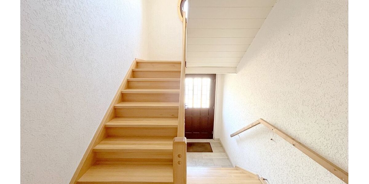 **RESERVIERT** Ein- bis Zweifamilienhaus mit viel Platz in Darmstadt-WaldkolonieWeststadt - Einfamilienhaus Darmstadt Darmstadt/Viertel | Angebot:27196846