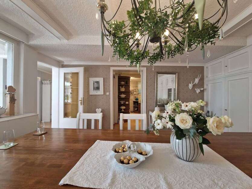 Haus zum Kaufen in Nidderau 789.000 € 308 m²