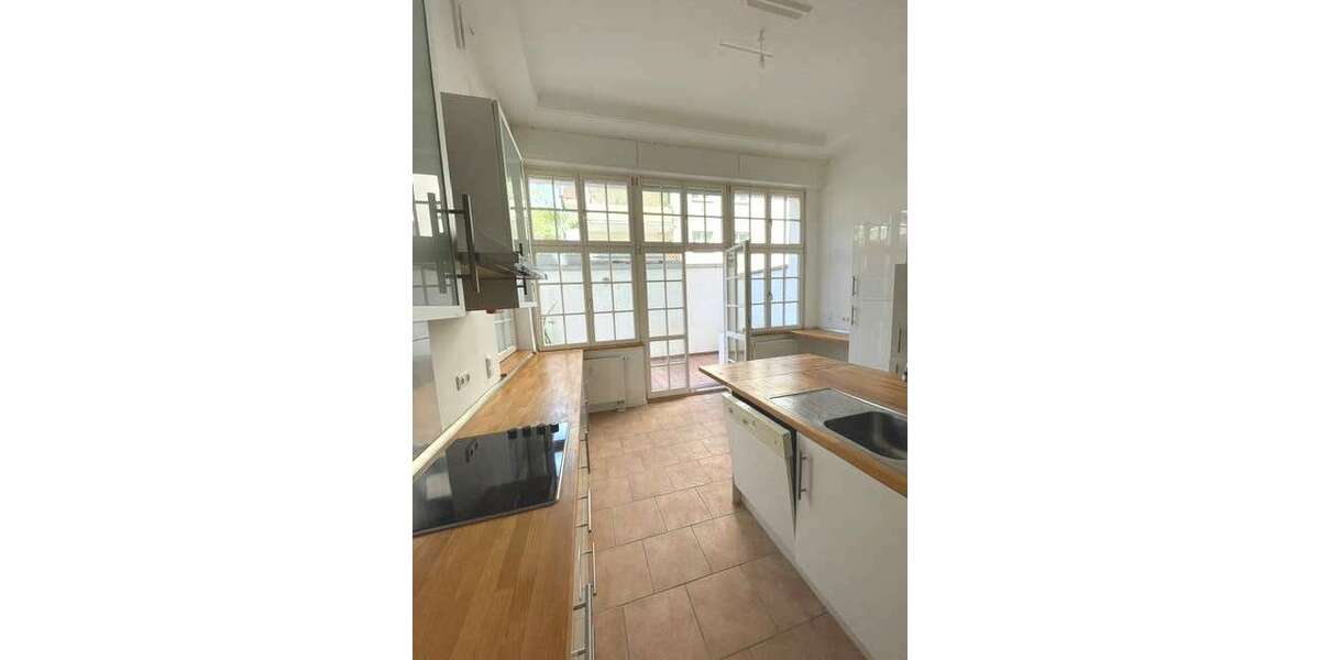 Etagenwohnung Frankfurt Innenstadt 2 - 2 Zimmer, 115 m&sup2;, 2.590&euro; | Angebot:27121263