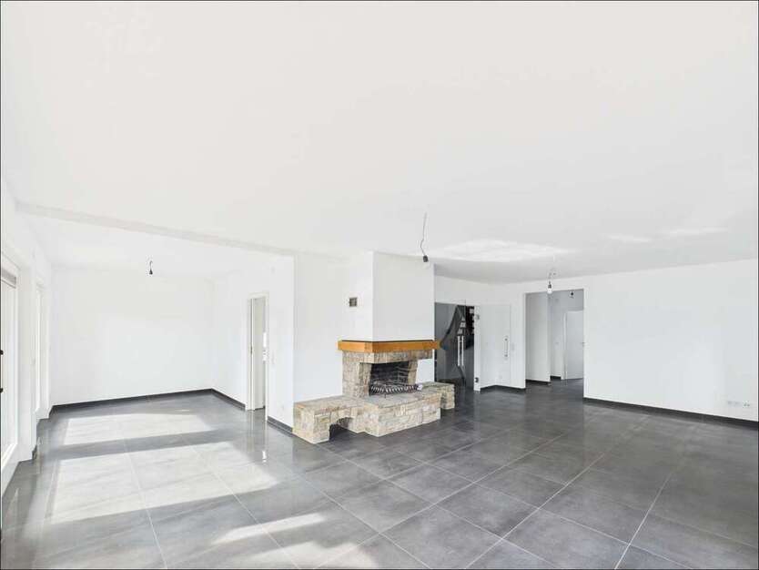 Haus zum Mieten in Glattbach 2.900 € 230 m²